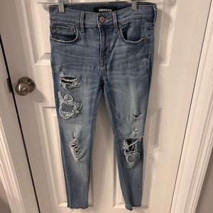Express Jean Ankle Legging. size 2R.